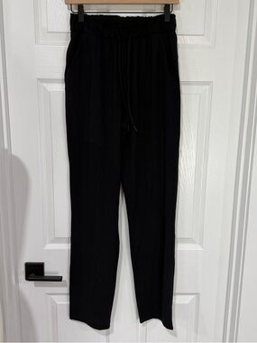 lululemon athletica Black Drawstring Tapered Joggers